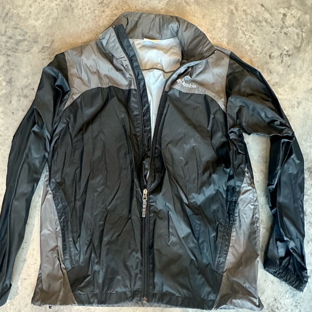 Columbia Men's Black and Gray Jacket